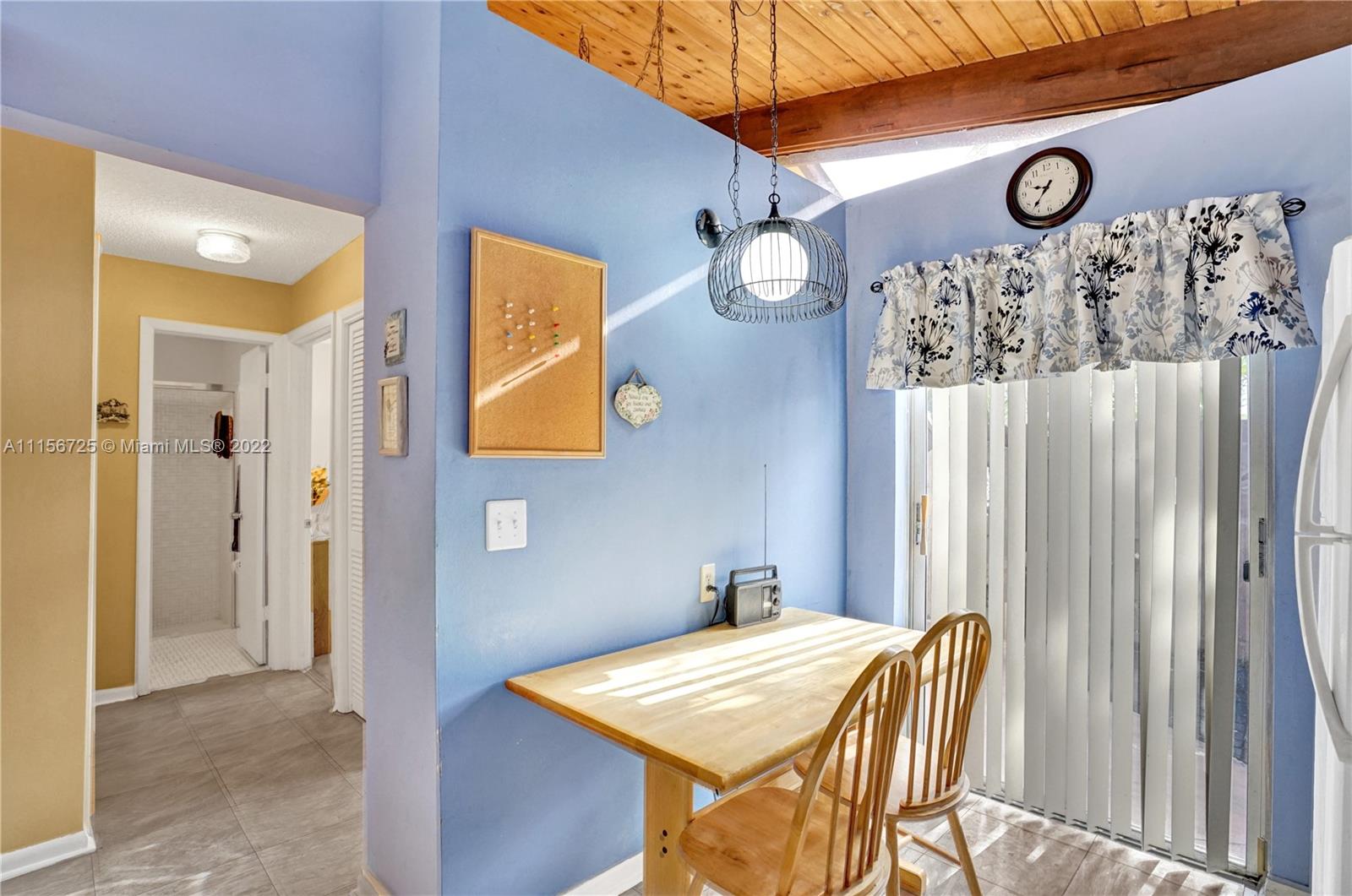122 Fox Road, Unit 348 Hollywood, FL 33024 - Photo 6 of 35 Gallery Image 6