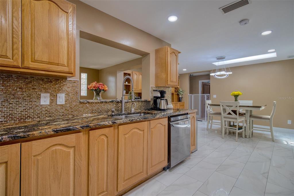 2315 Minneola Road Clearwater, FL 33764 - Photo 14 of 62