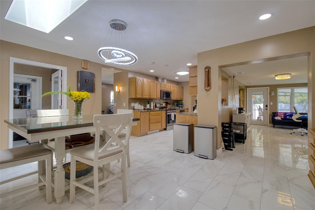 2315 Minneola Road Clearwater, FL 33764 - Photo 4 of 62