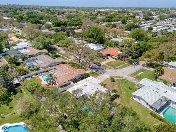 $5,000 | 2315 Minneola Road, Clearwater, FL 33764