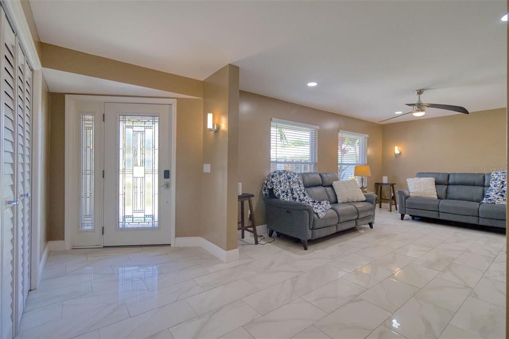 2315 Minneola Road Clearwater, FL 33764 - Photo 8 of 62