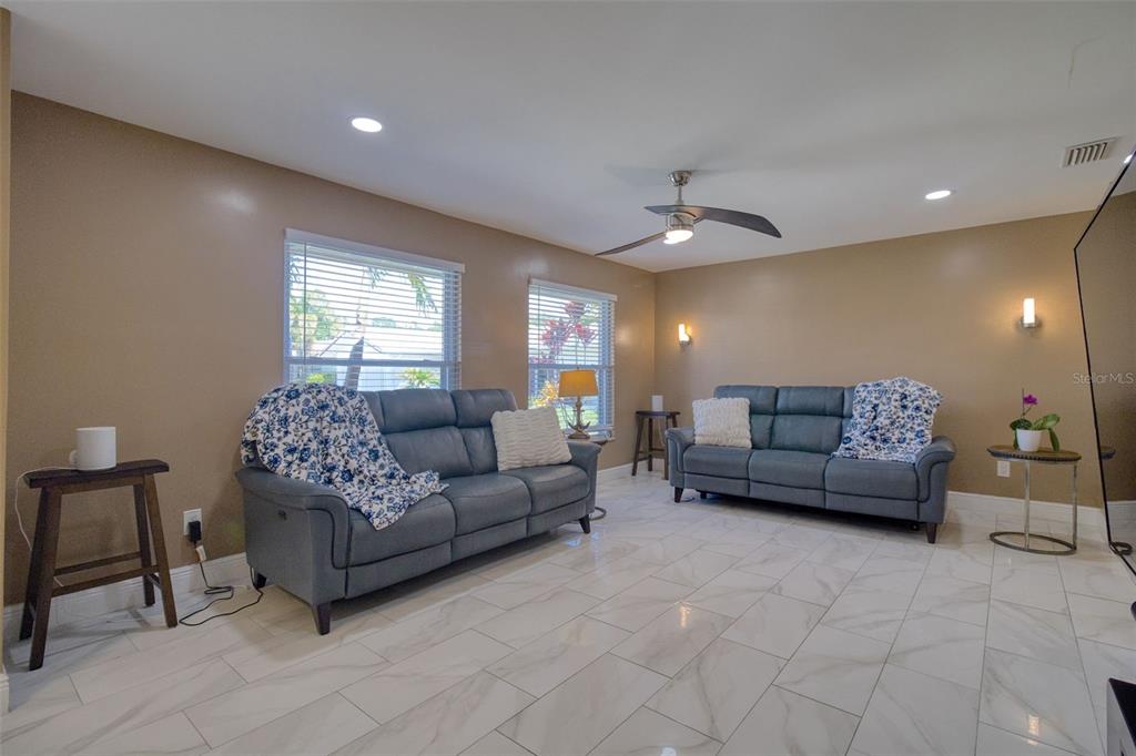 2315 Minneola Road Clearwater, FL 33764 - Photo 9 of 62