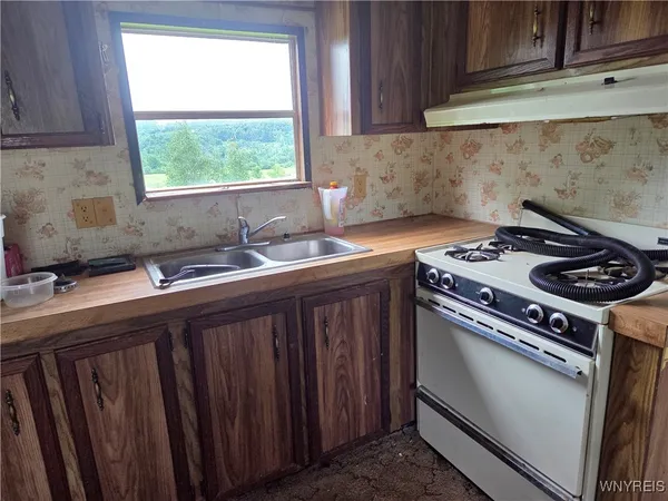 $59,900 | 548 Hardy Corners Road, Farmersville, NY 14737