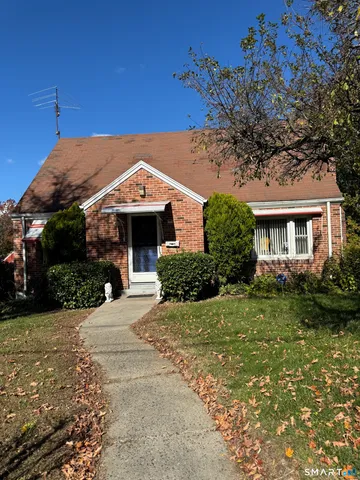 $235,000 | 166 Pembroke Street, Hartford, CT 06112