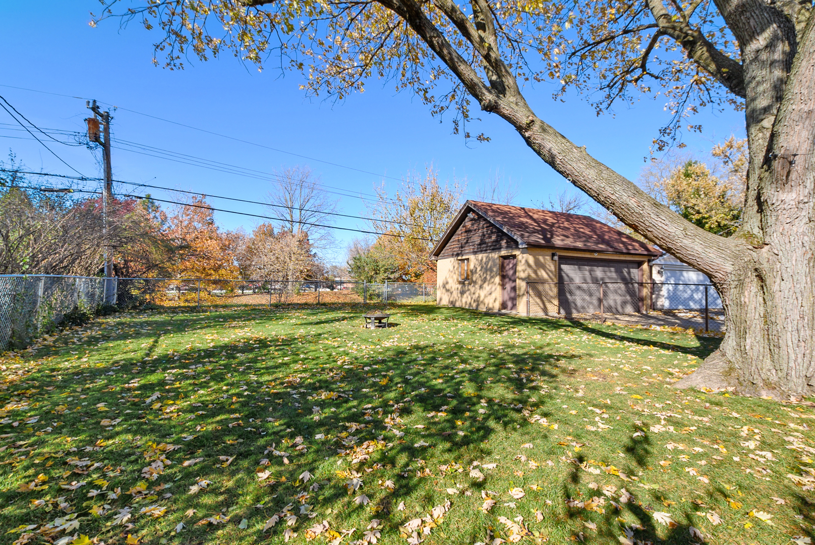 18418 Clyde Road Homewood, IL 60430 - Photo 20 of 23
