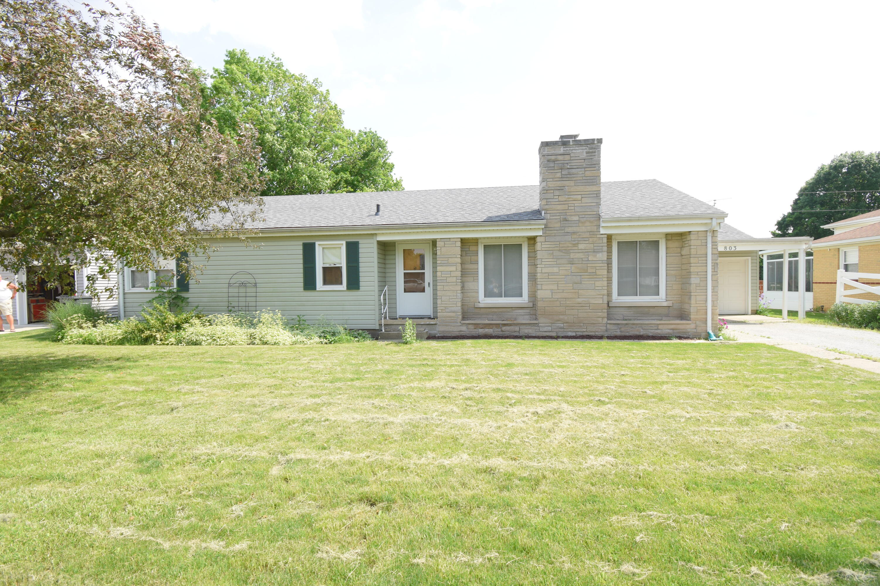 803 East Thompson Street Rensselaer, IN 47978 - Photo 29 of 35 3000x2000