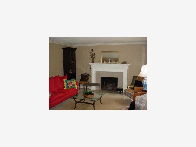 64 San Benancio Road Salinas, CA 93908 - Photo 6 of 9 Gallery Image 6