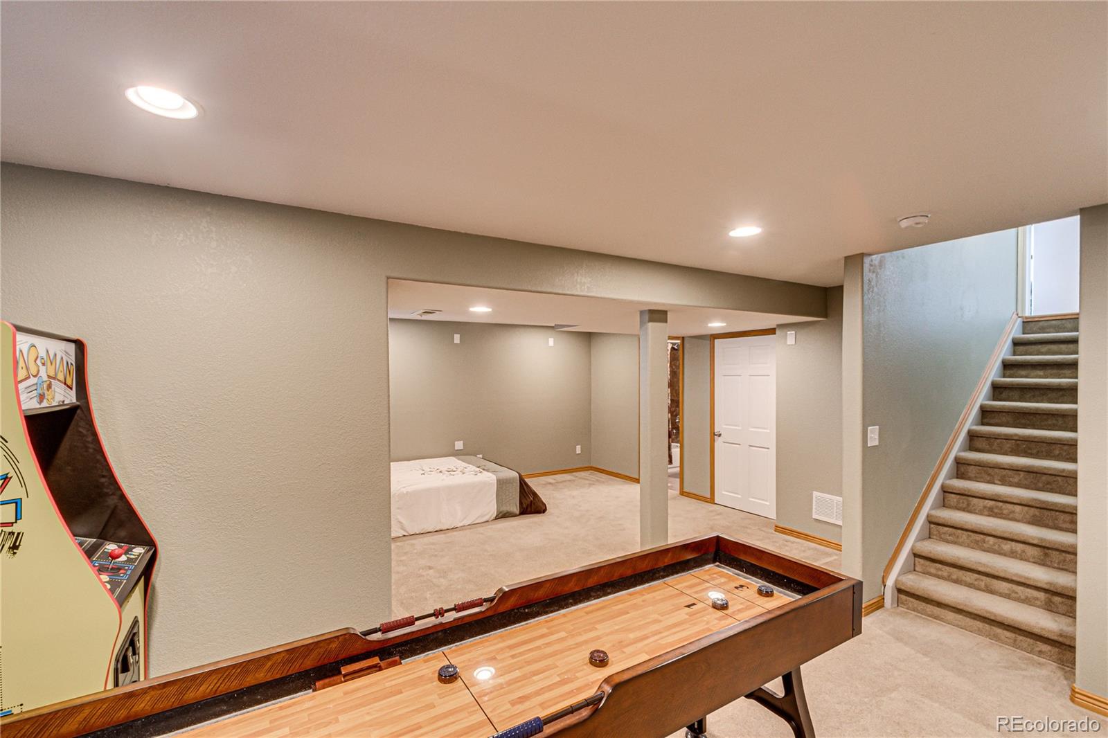 9375 Roadrunner Street Highlands Ranch, CO 80129 - Photo 23 of 40 Gallery Image 23