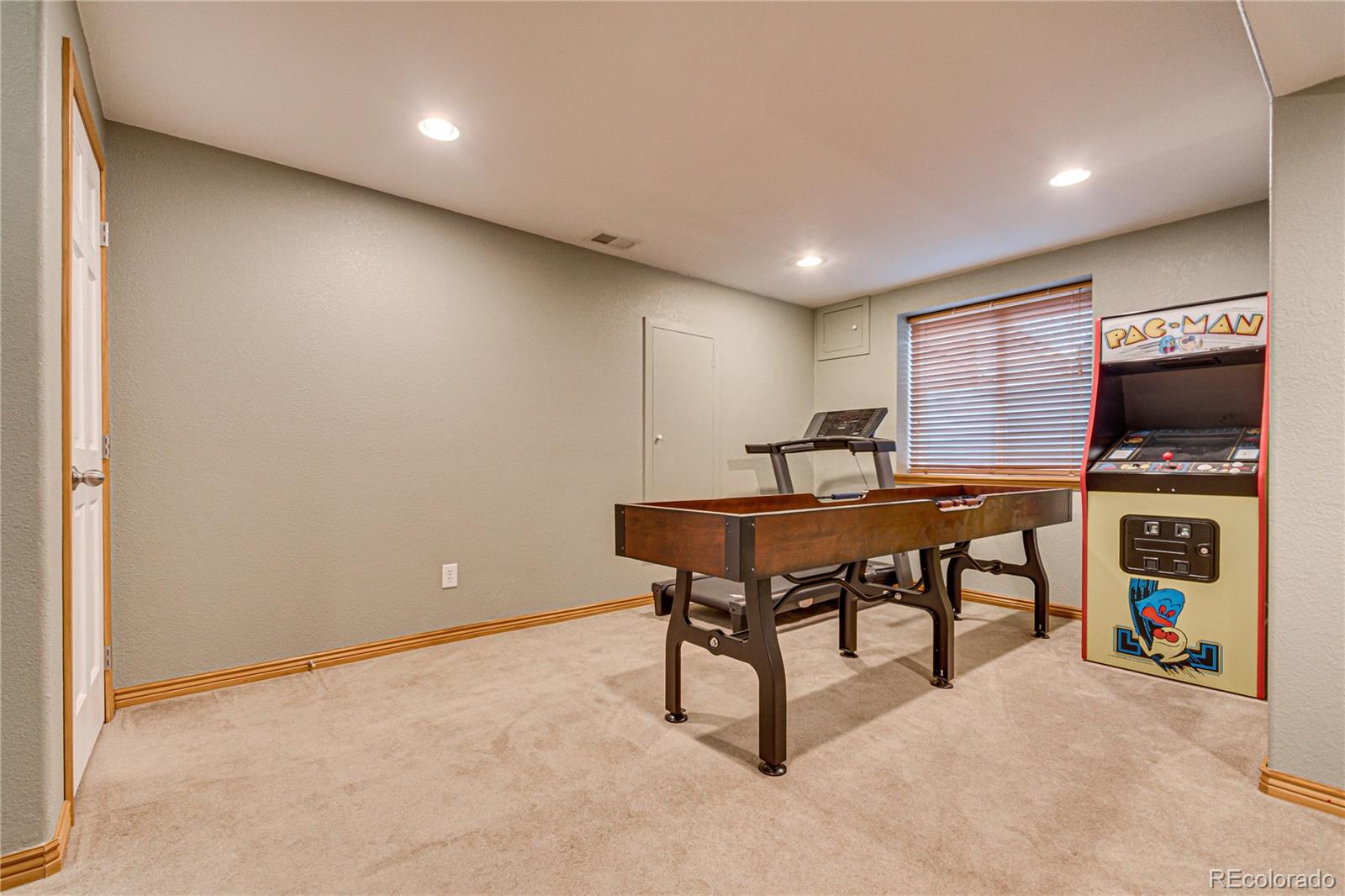9375 Roadrunner Street Highlands Ranch, CO 80129 - Photo 24 of 40 Gallery Image 24