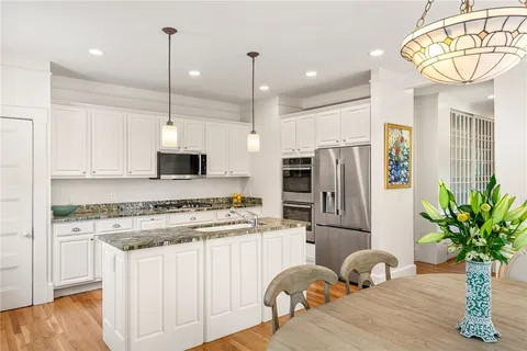 $2,725,000 | 84 Rodman Street, Narragansett, RI 02882