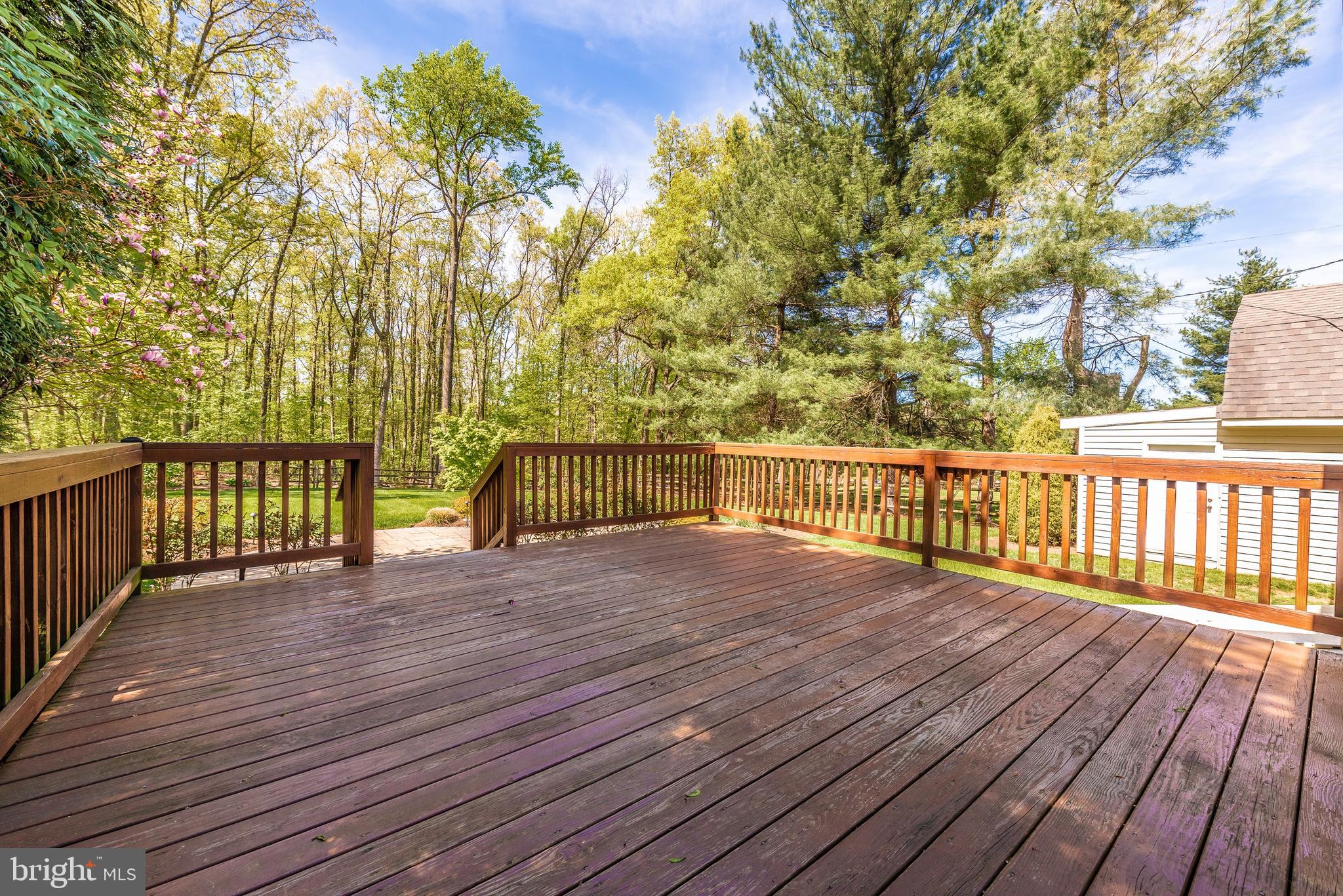 10036 Pine Tree Road Woodsboro, MD 21798 - Photo 22 of 34 Deck