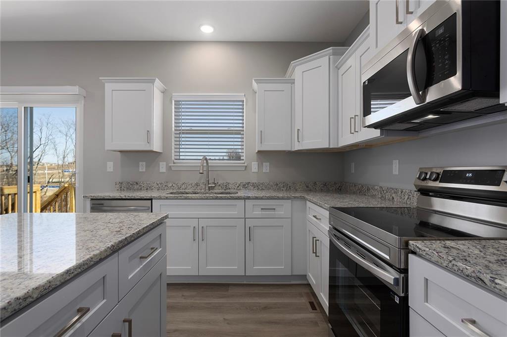 707 Red Clover Court Raymore, MO 64083 - Photo 12 of 27