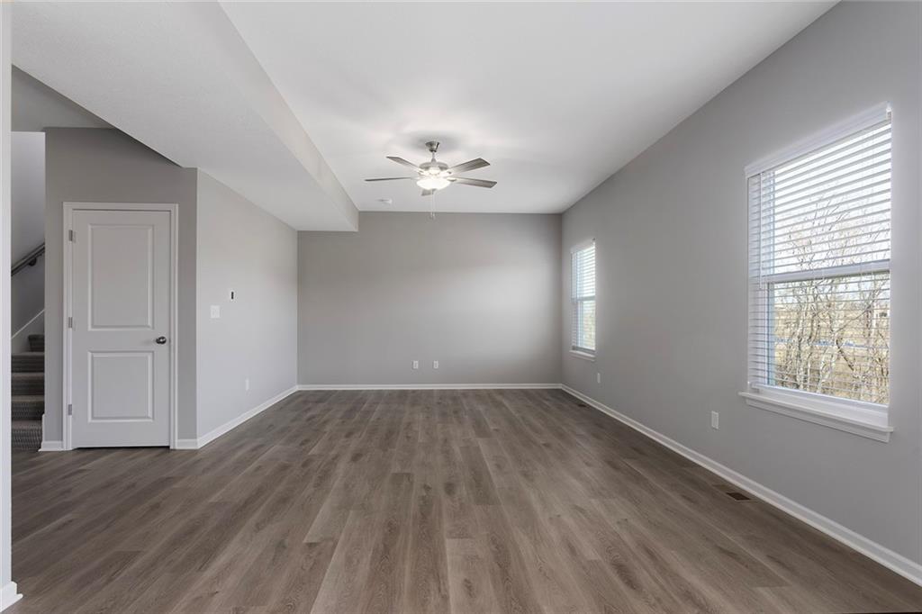 707 Red Clover Court Raymore, MO 64083 - Photo 9 of 27