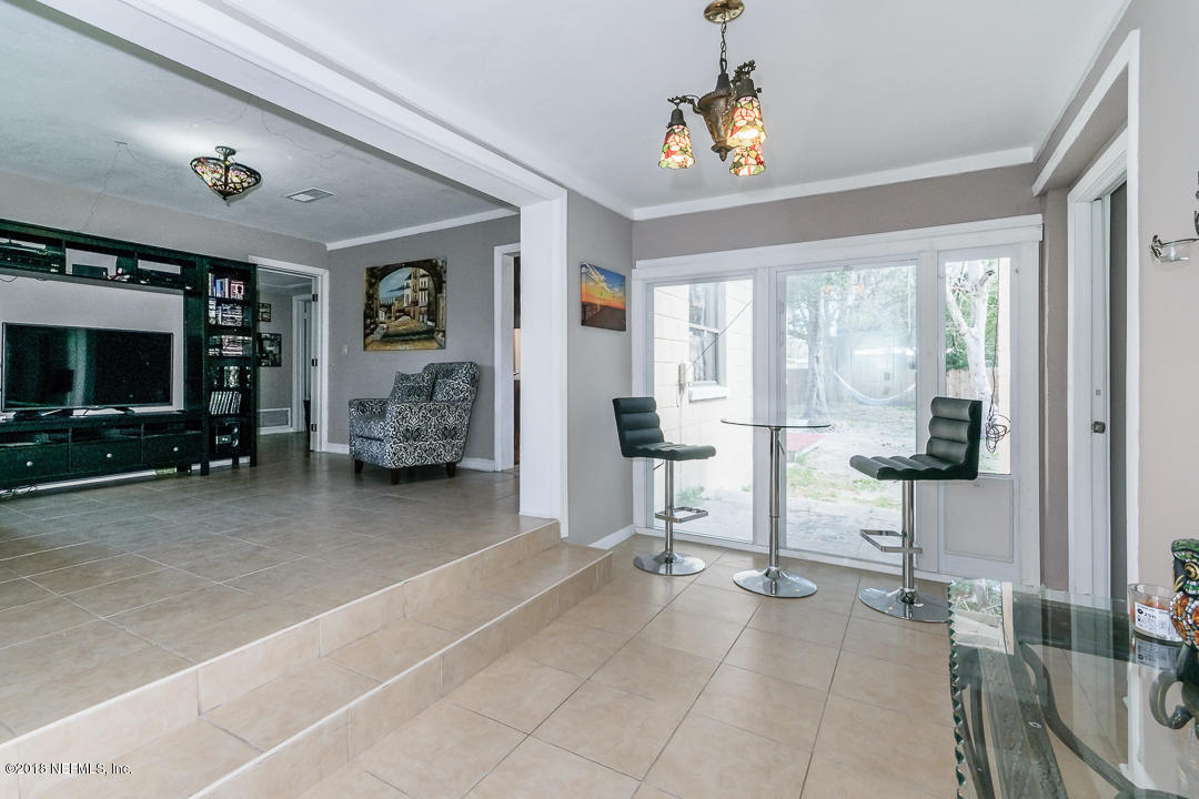 2411 Gaillardia Road Jacksonville, FL 32211 - Photo 5 of 20 034