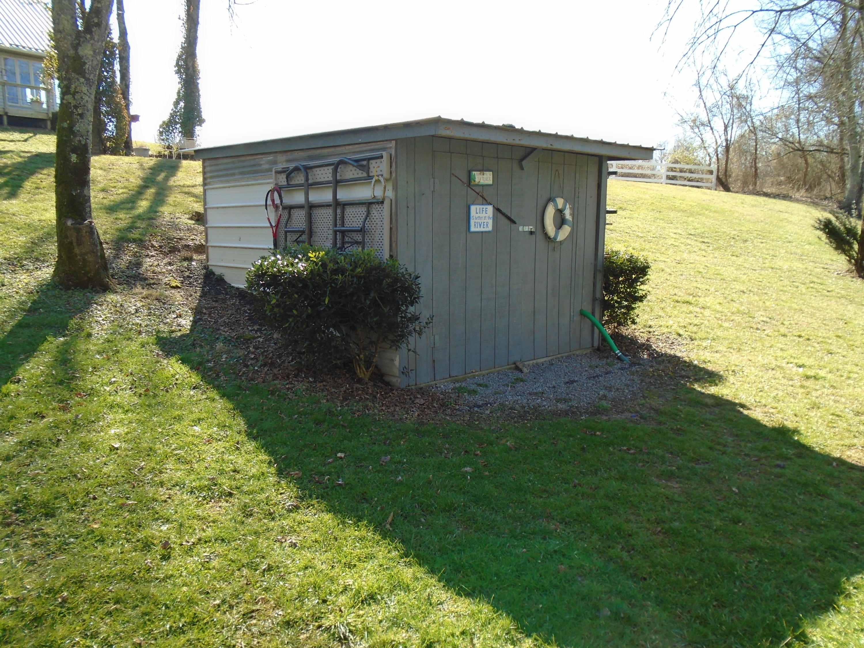 9612 Clift Road Strawberry Plains, TN 37871 - Photo 8 of 27 2016-02-19 10.53.38