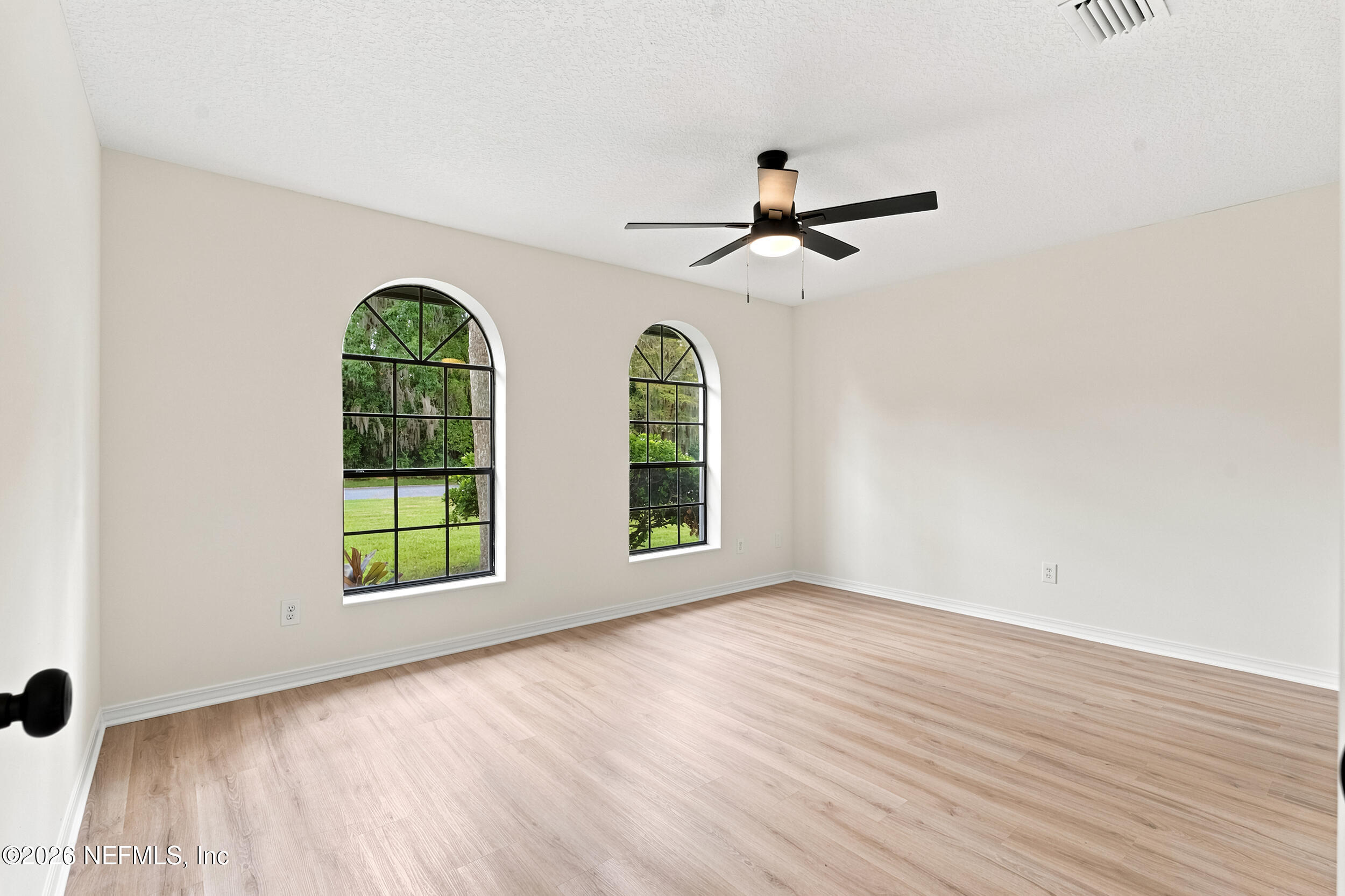 11430 Scott Mill Road Jacksonville, FL 32223 - Photo 22 of 36 26_homeprimemedia-26