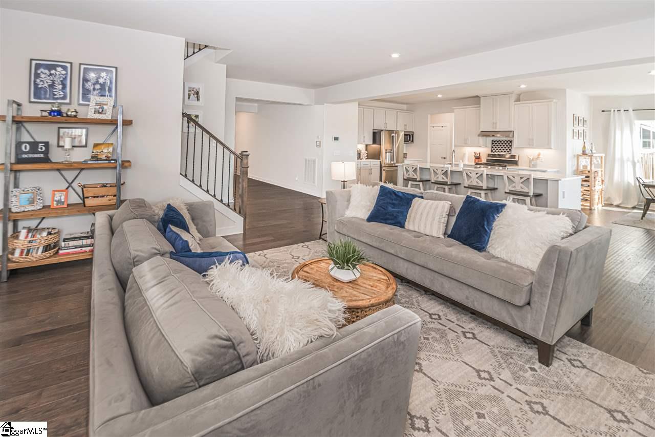 913 St Elmos Court Duncan, SC 29334 - Photo 17 of 36