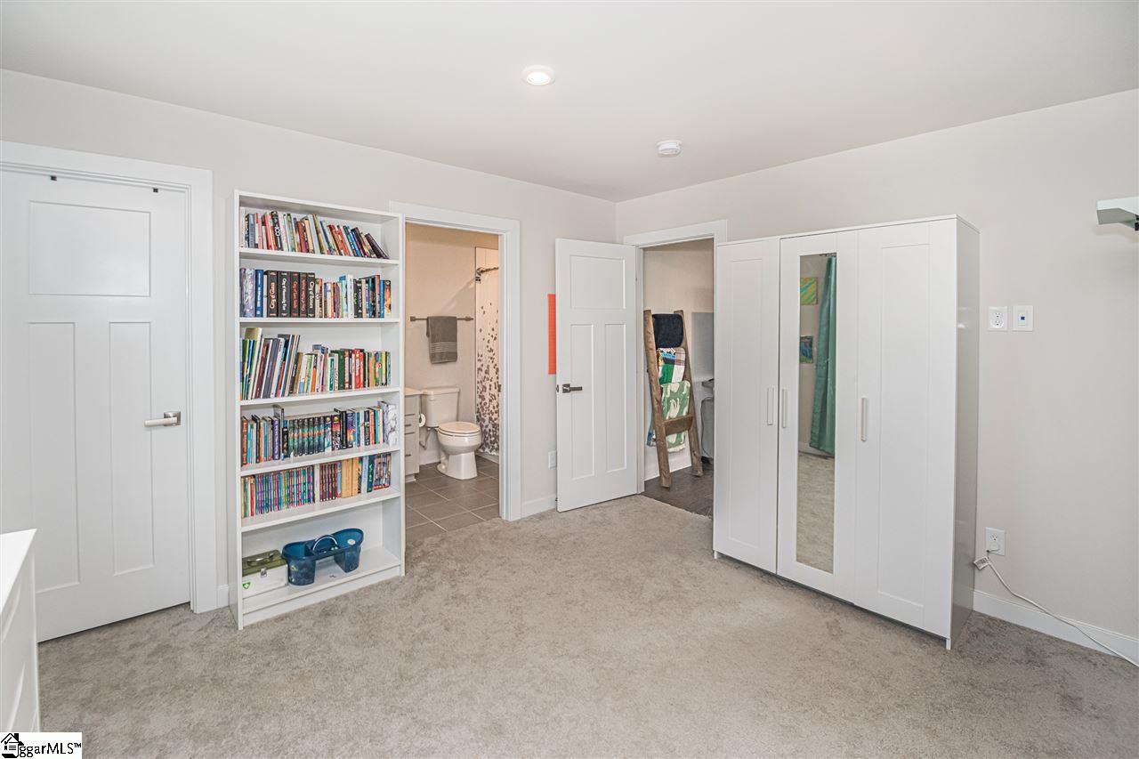 913 St Elmos Court Duncan, SC 29334 - Photo 29 of 36