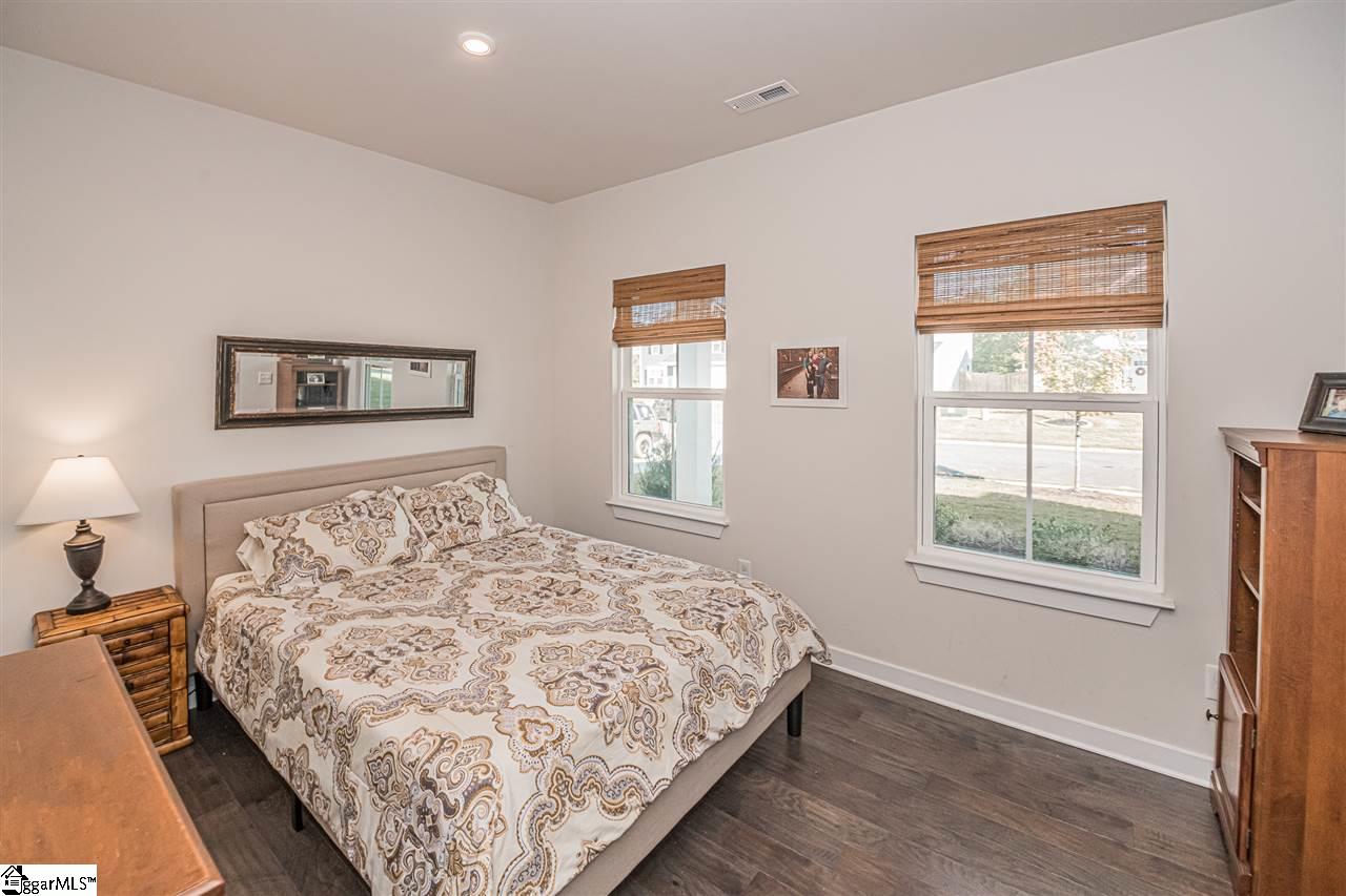 913 St Elmos Court Duncan, SC 29334 - Photo 8 of 36