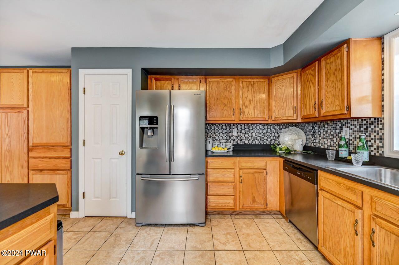 401 Maple Ridge Drive Hawley, PA 18428 - Photo 31 of 78