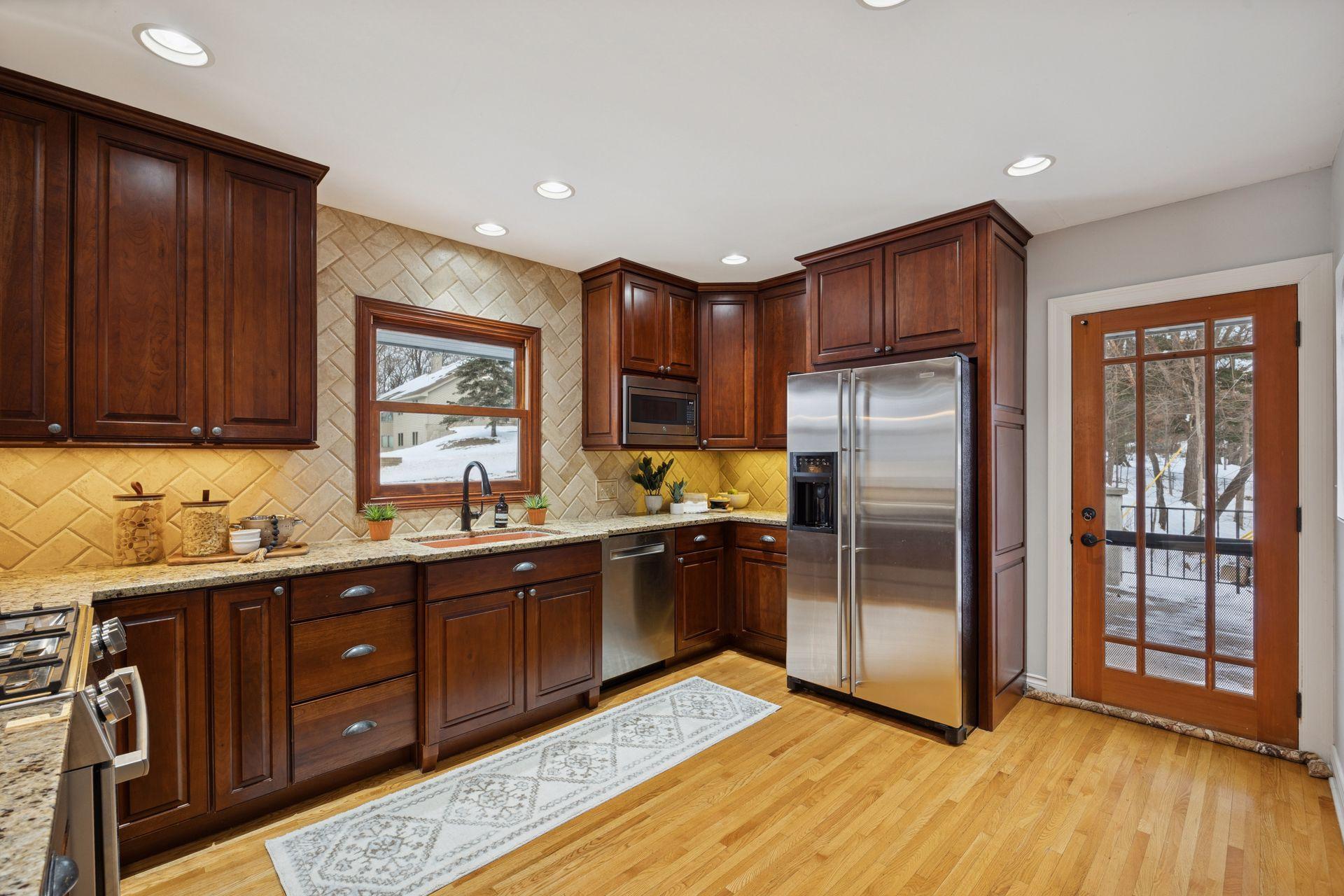 5107 Woodhill Road Minnetonka, MN 55345 - Photo 20 of 56