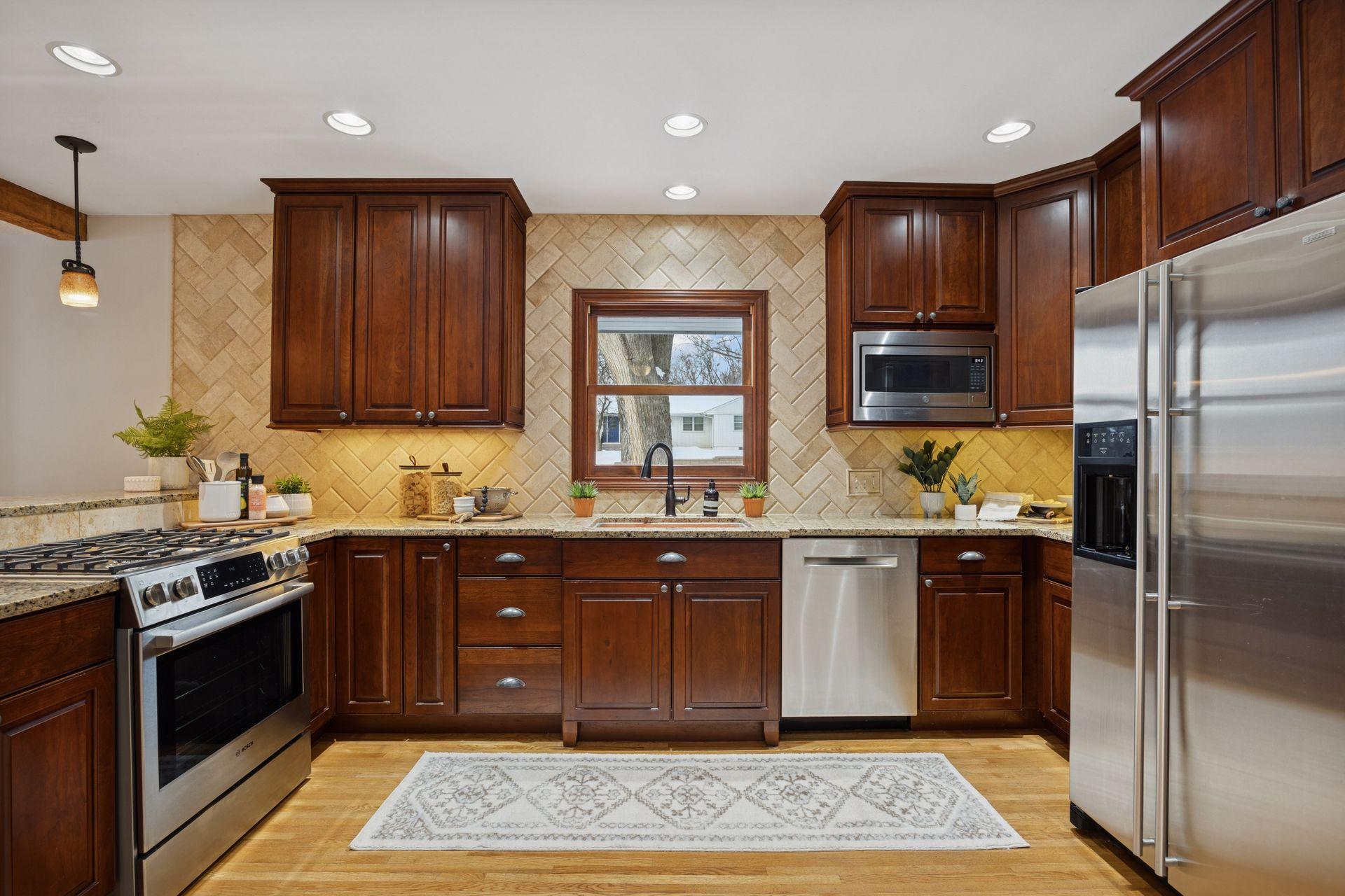 5107 Woodhill Road Minnetonka, MN 55345 - Photo 21 of 56