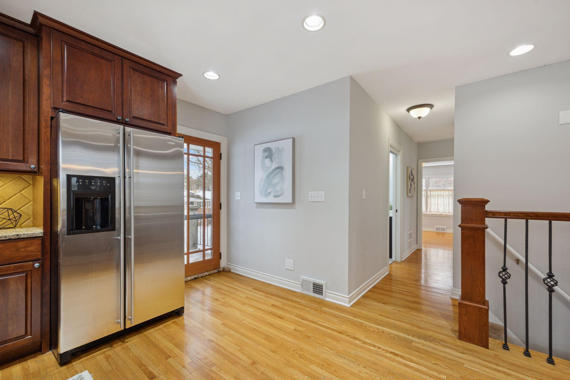 5107 Woodhill Road Minnetonka, MN 55345 - Photo 25 of 56