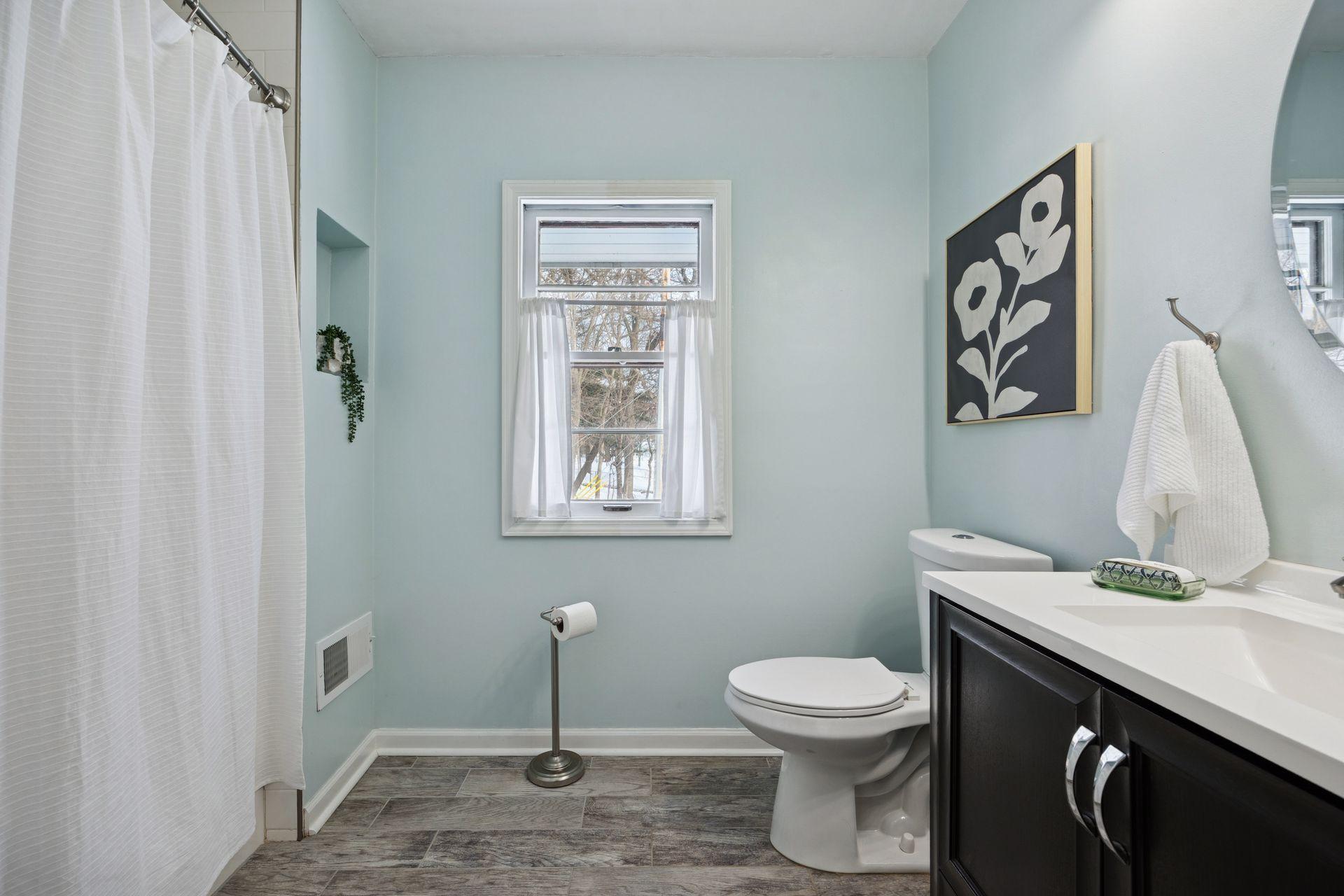 5107 Woodhill Road Minnetonka, MN 55345 - Photo 34 of 56