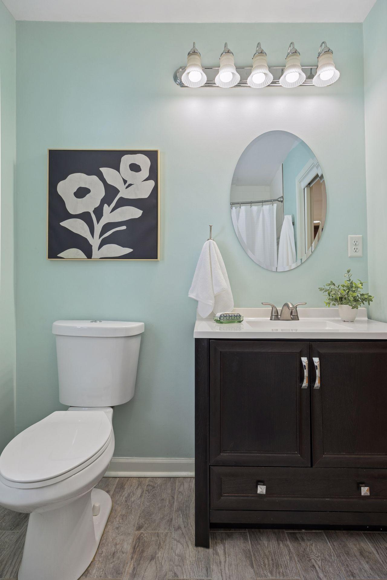 5107 Woodhill Road Minnetonka, MN 55345 - Photo 35 of 56