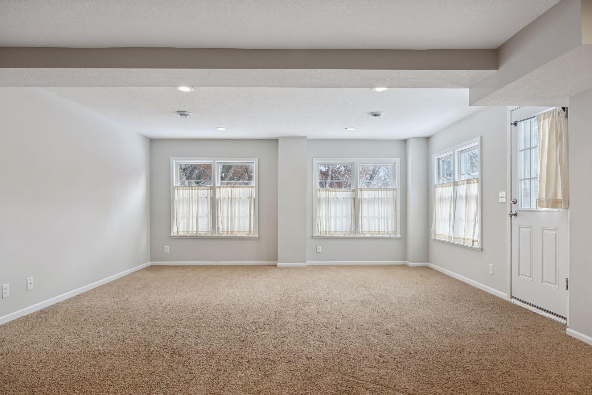 5107 Woodhill Road Minnetonka, MN 55345 - Photo 38 of 56