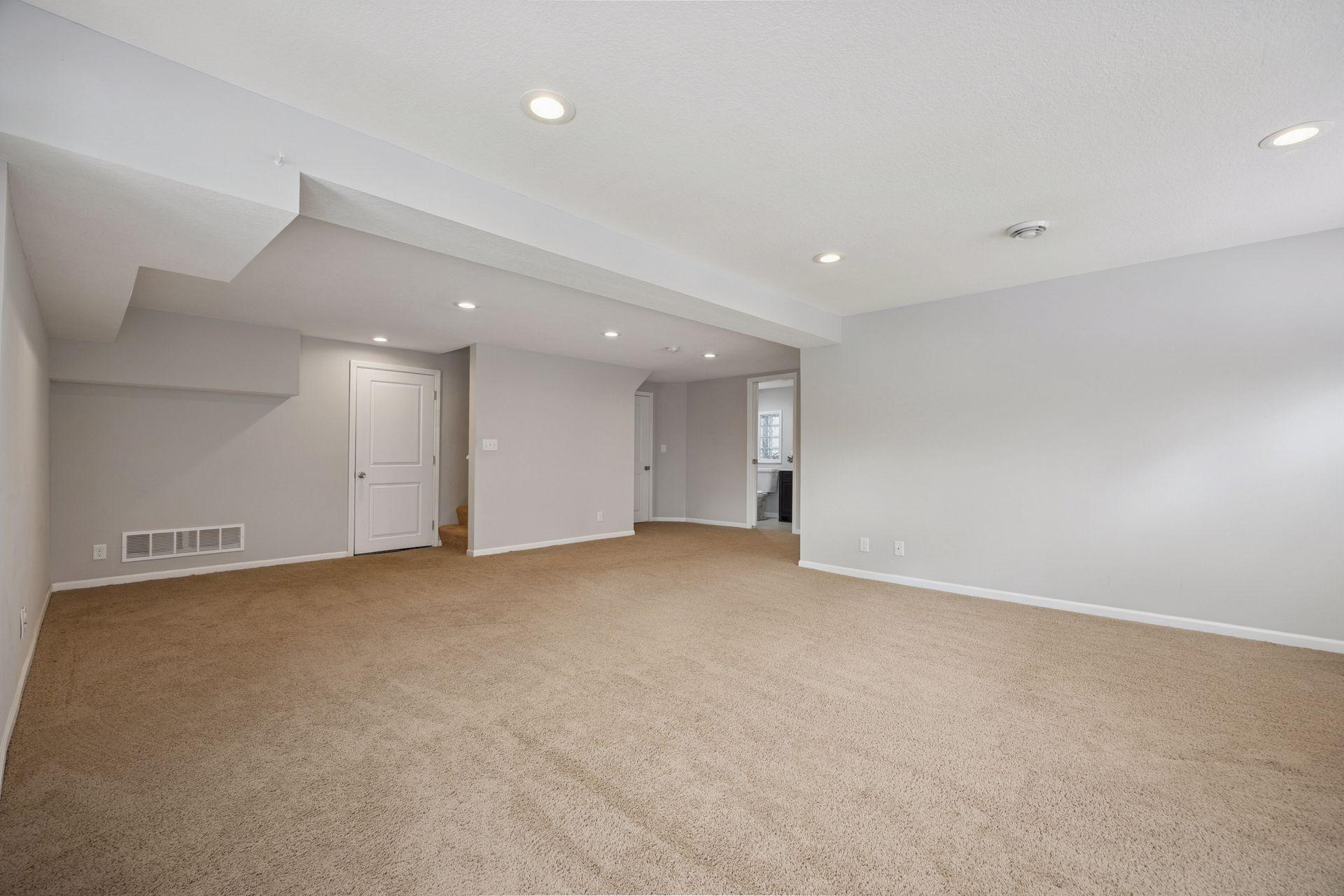 5107 Woodhill Road Minnetonka, MN 55345 - Photo 40 of 56