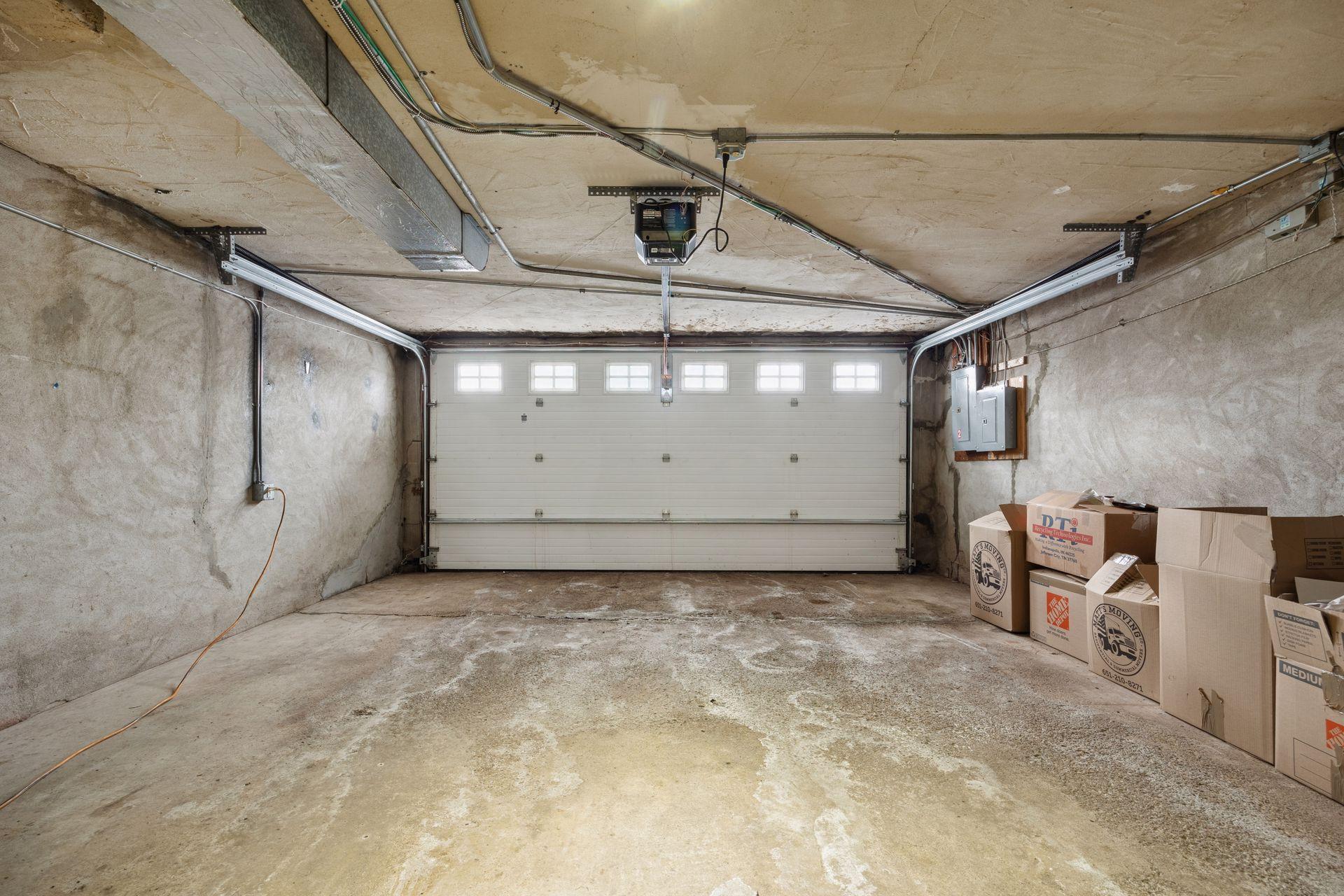 5107 Woodhill Road Minnetonka, MN 55345 - Photo 47 of 56