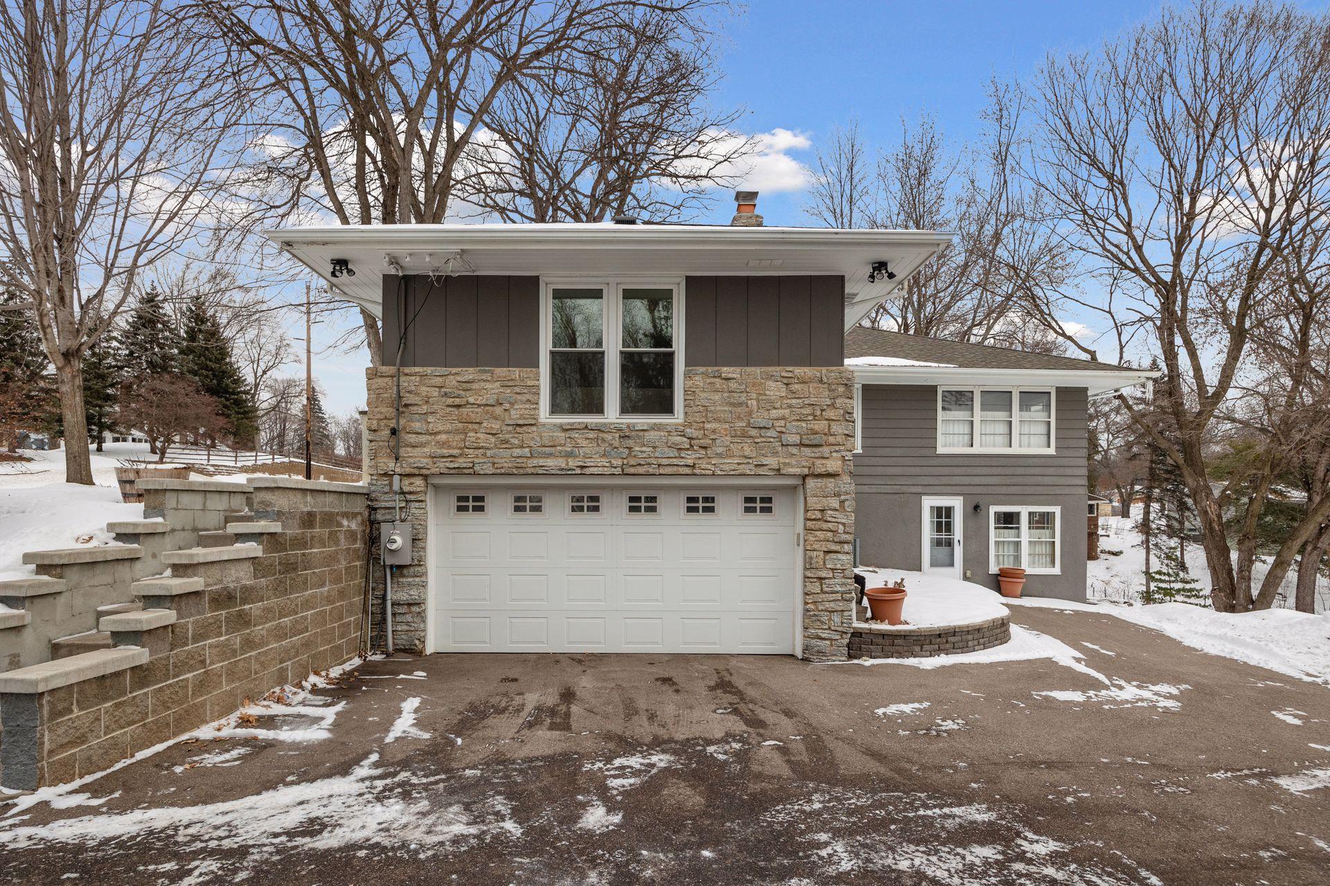 5107 Woodhill Road Minnetonka, MN 55345 - Photo 48 of 56