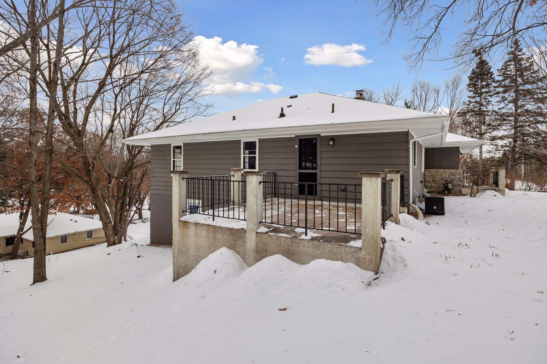 5107 Woodhill Road Minnetonka, MN 55345 - Photo 50 of 56