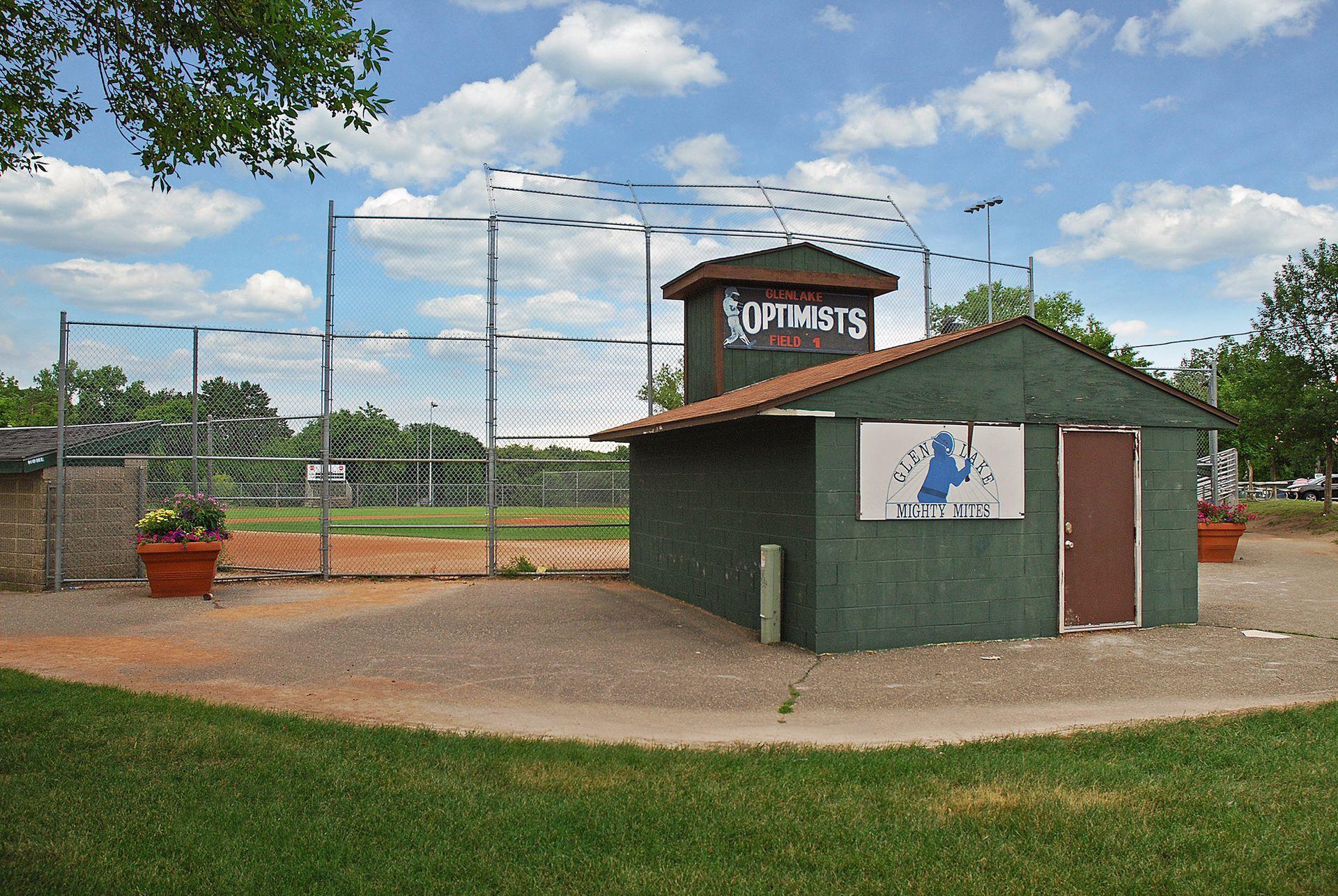 5107 Woodhill Road Minnetonka, MN 55345 - Photo 52 of 56