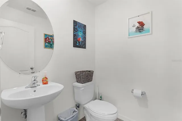 $2,400 | 1136 Sea Pines Court, Tavares, FL 32778