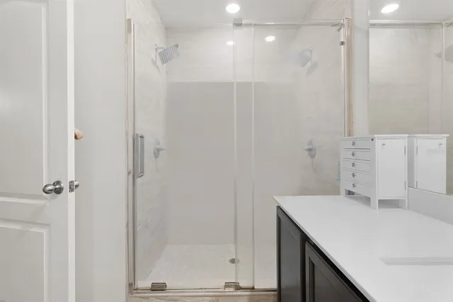 $2,400 | 1136 Sea Pines Court, Tavares, FL 32778