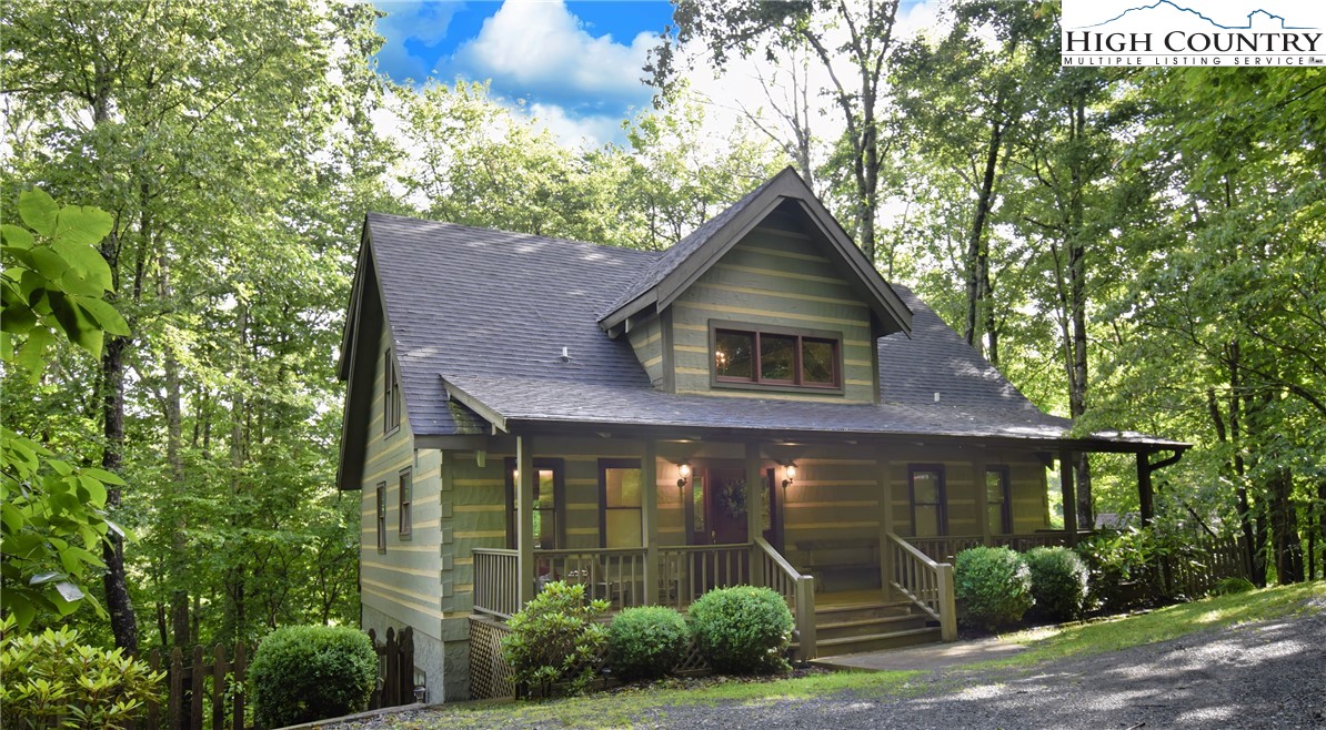 554 Fox Den Road Blowing Rock, NC 28605 - Photo 2 of 45 Gallery Image 2