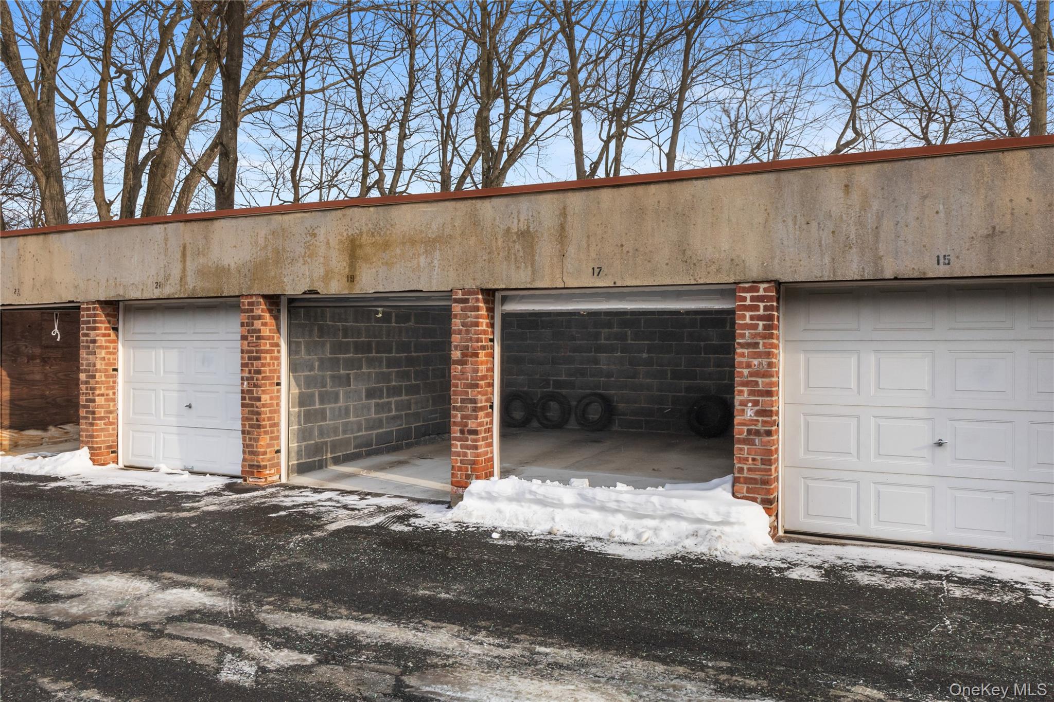 74 Pinewood Road, Unit 2F Hartsdale, NY 10530 - Photo 27 of 29 a view of a house