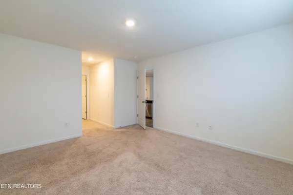 $2,195 | 7452 Game Bird Street, Corryton, TN 37721