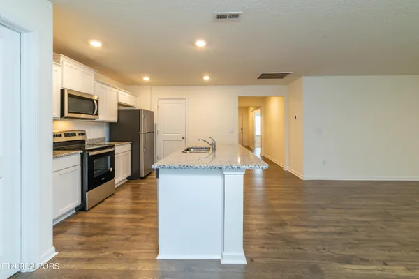 $2,195 | 7452 Game Bird Street, Corryton, TN 37721