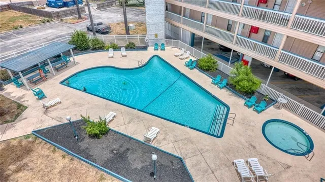 $73,900 | 3938 Surfside Boulevard, Unit 3336, Corpus Christi, TX 78402