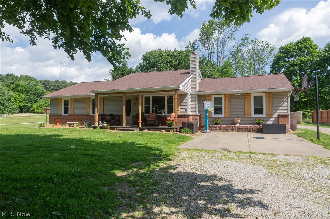 5417 Mennonite Road Mantua, OH 44255 - Photo 2 of 29 Gallery Image 2