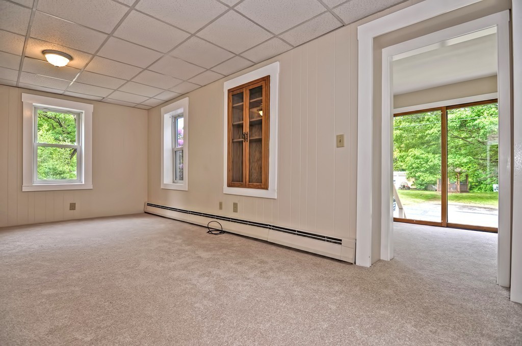 19 New Boston Road Dudley, MA 01571 - Photo 11 of 23 Gallery Image 11