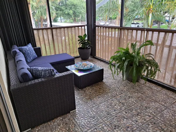 $1,800 | 6531 Southeast Federal Highway, Unit E202, Stuart, FL 34997