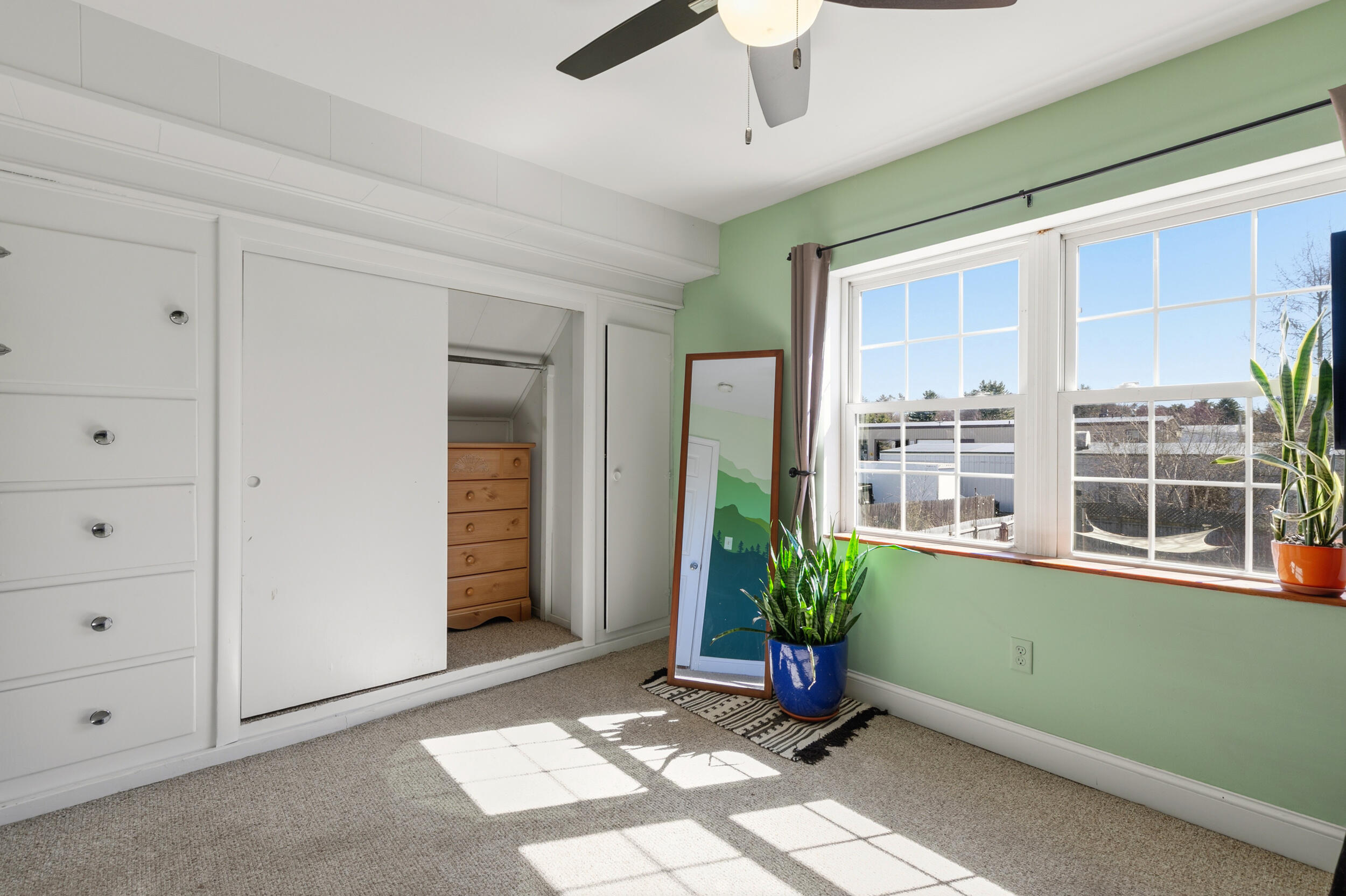 313 R Warren Avenue Portland, ME 04103 - Photo 18 of 41 313R Warren Ave_ Portland_ ME 04103_ USA