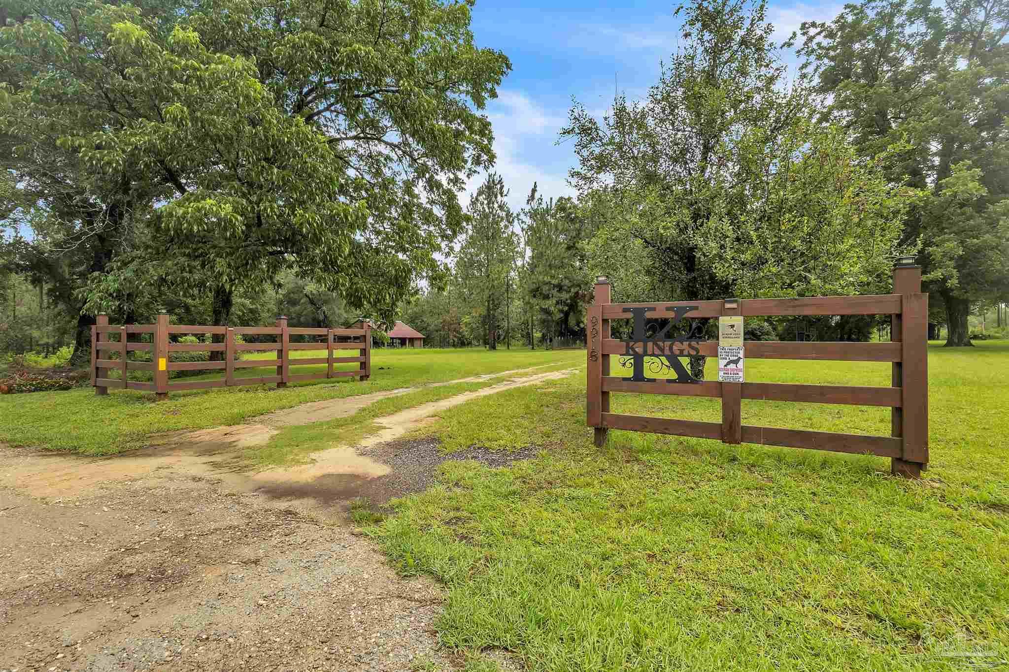 9918 Amos Cabaniss Road Milton, FL 32570 - Photo 9 of 34