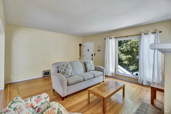 $2,500 | Undisclosed Address, Vallejo, CA 94590