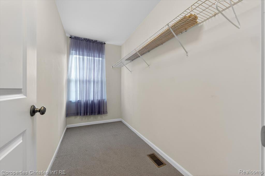 2683 Harvard Road Berkley, MI 48072 - Photo 30 of 60