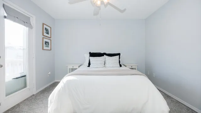 $159,900 | 903 North Linden Street, Unit 205, Normal, IL 61761